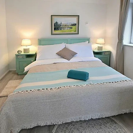 Micnek Apartman Bled